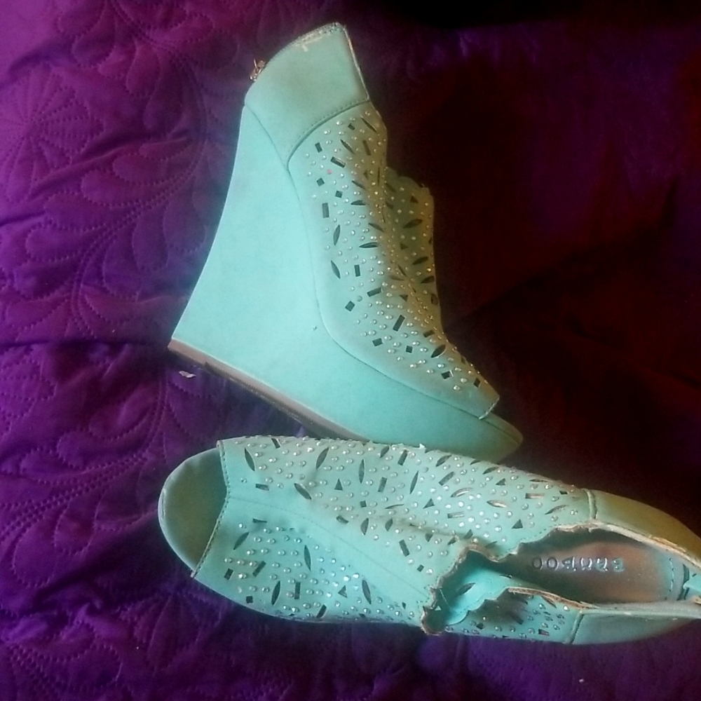 Shoes used on videos Bamboo